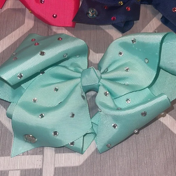 Jojo Siwa bows - Picture 2 of 4